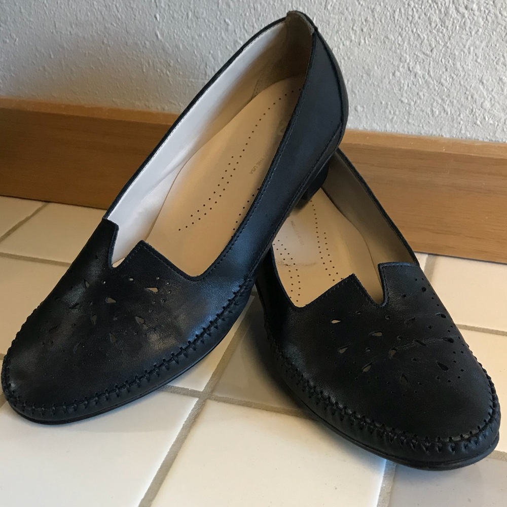 SAS black business casual shoes